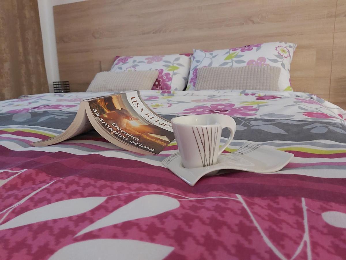 Apartman Cristal Lux Требинє Екстер'єр фото